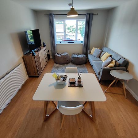Joshua Court Single Room Stoke-on-Trent Экстерьер фото