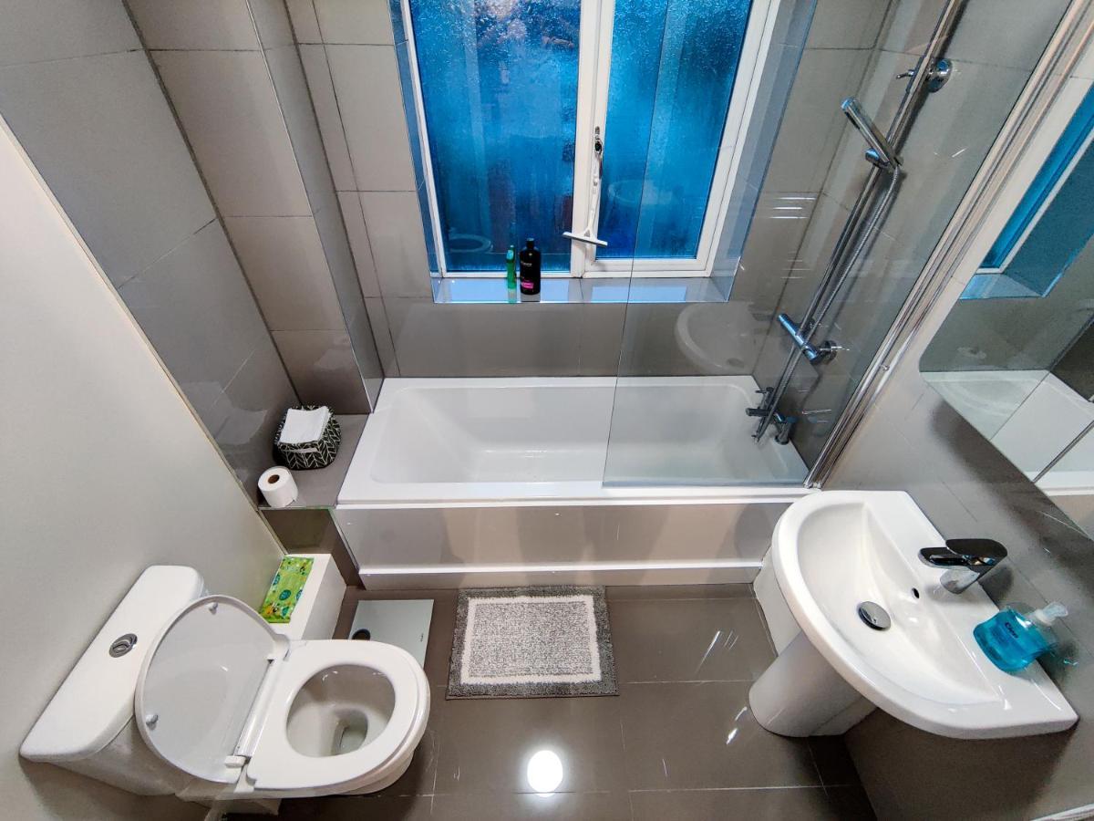 Joshua Court Single Room Stoke-on-Trent Экстерьер фото